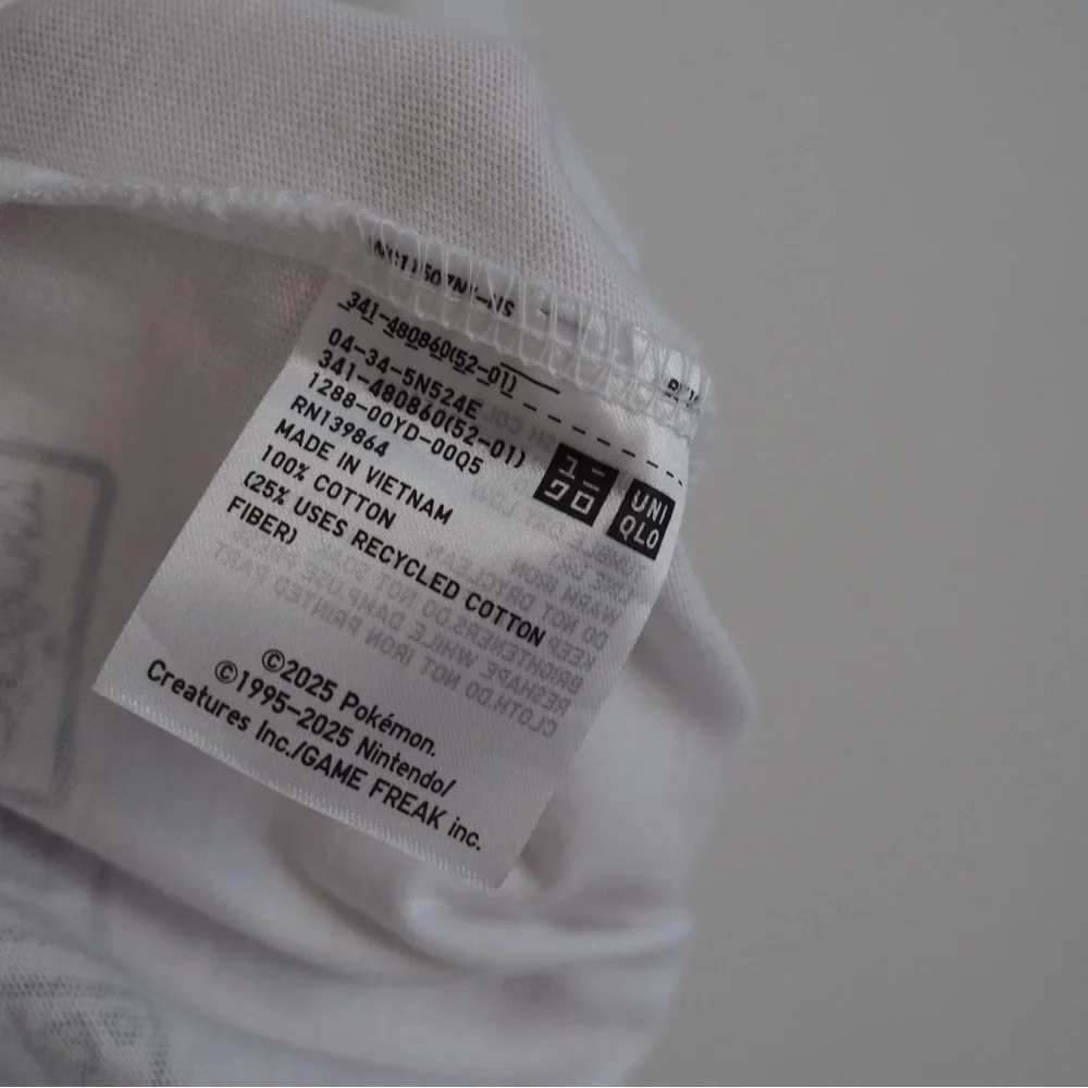 Pokemon Gardevoir 0282 trading card game cotton Uniqlo t shirt - Picture 9 of 9